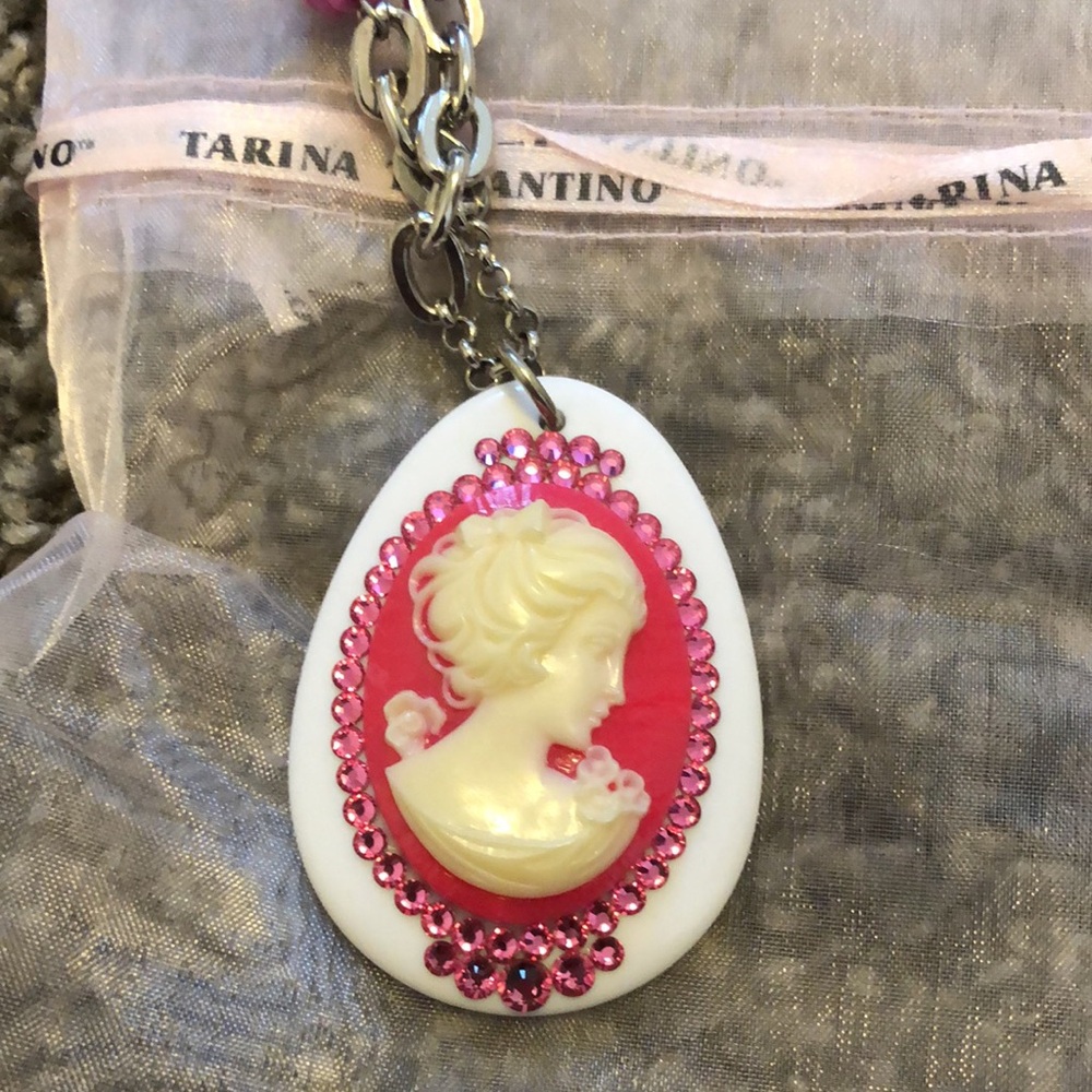 Victorian ACID cameo Heart Necklace silhouette - Picture 4 of 11